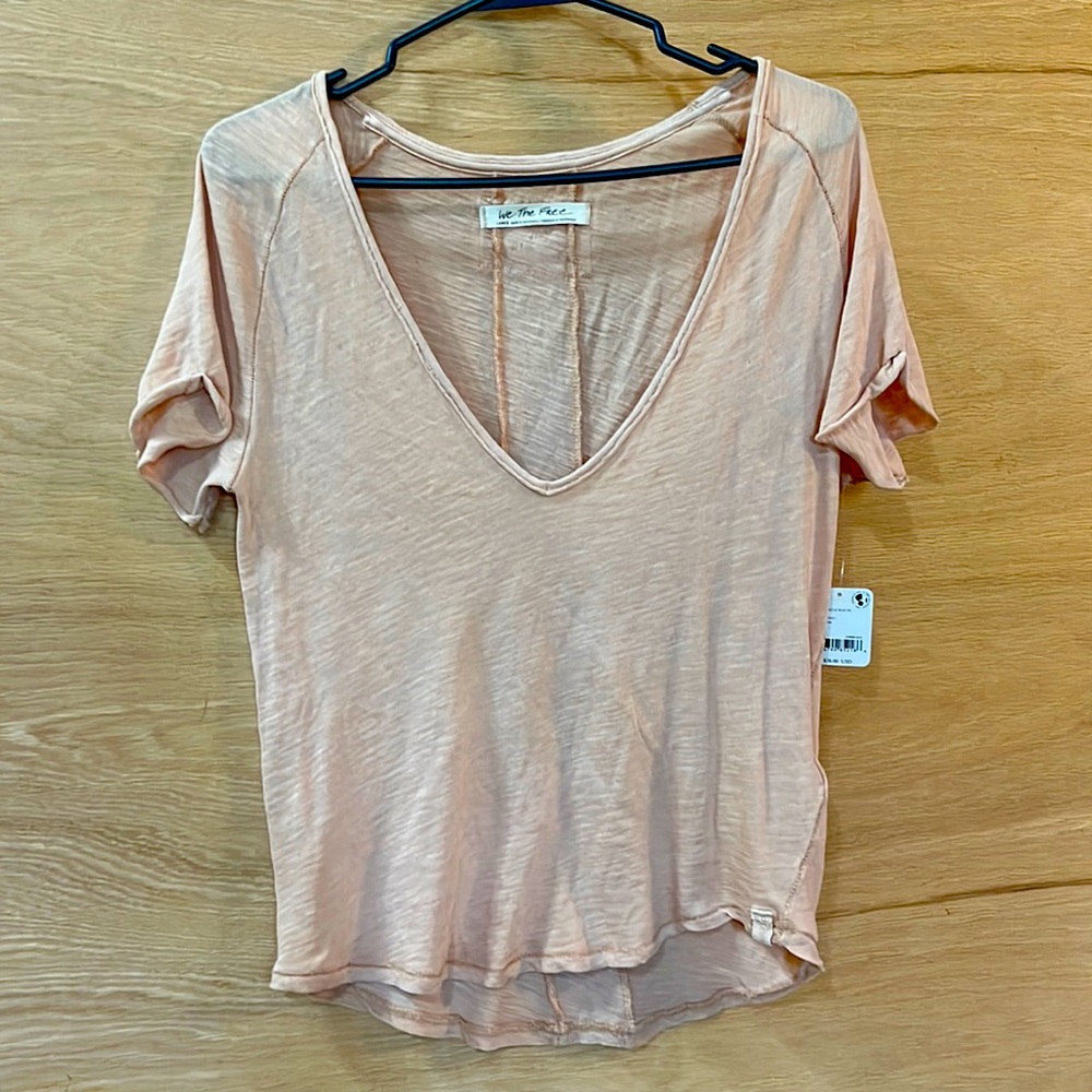 NWT Free People lightweight tee!